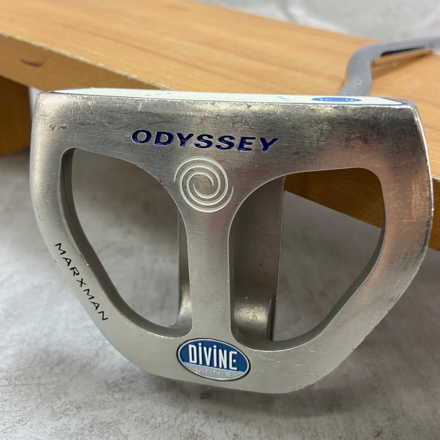 オデッセイ　ディバイン　マークスマン　レディースゴルフ　パター　右利き用　ODYSSEY　DIVINE　MARXMAN