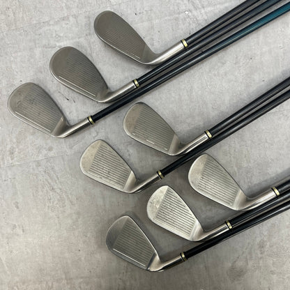 ゼクシオ　スリクソン　メンズゴルフ　クラブセット　12本　R　右利き用　XXIO　SRIXON