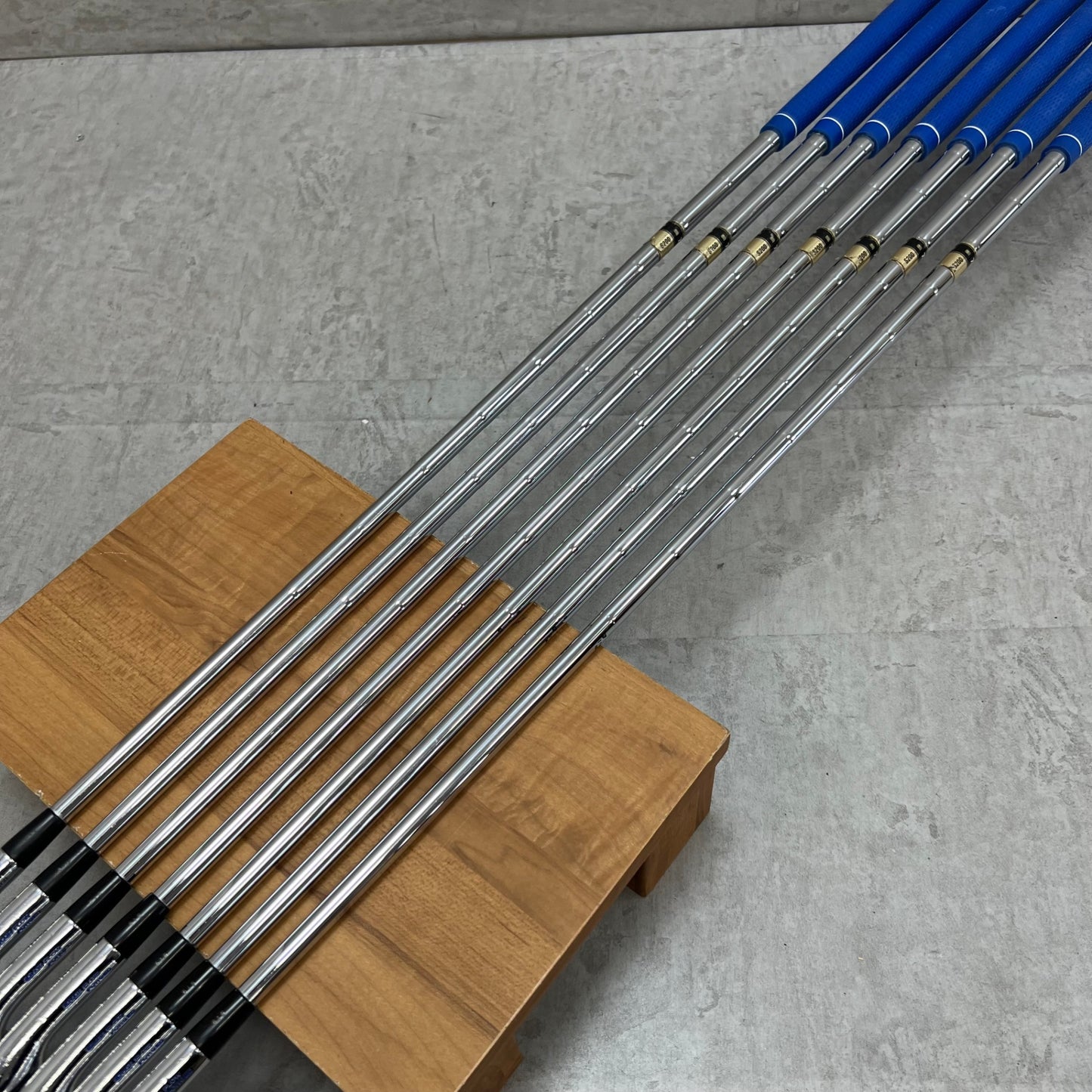 ミズノ　MP-60　メンズゴルフ　アイアンセット　7本　S200　右利き用　Mizuno