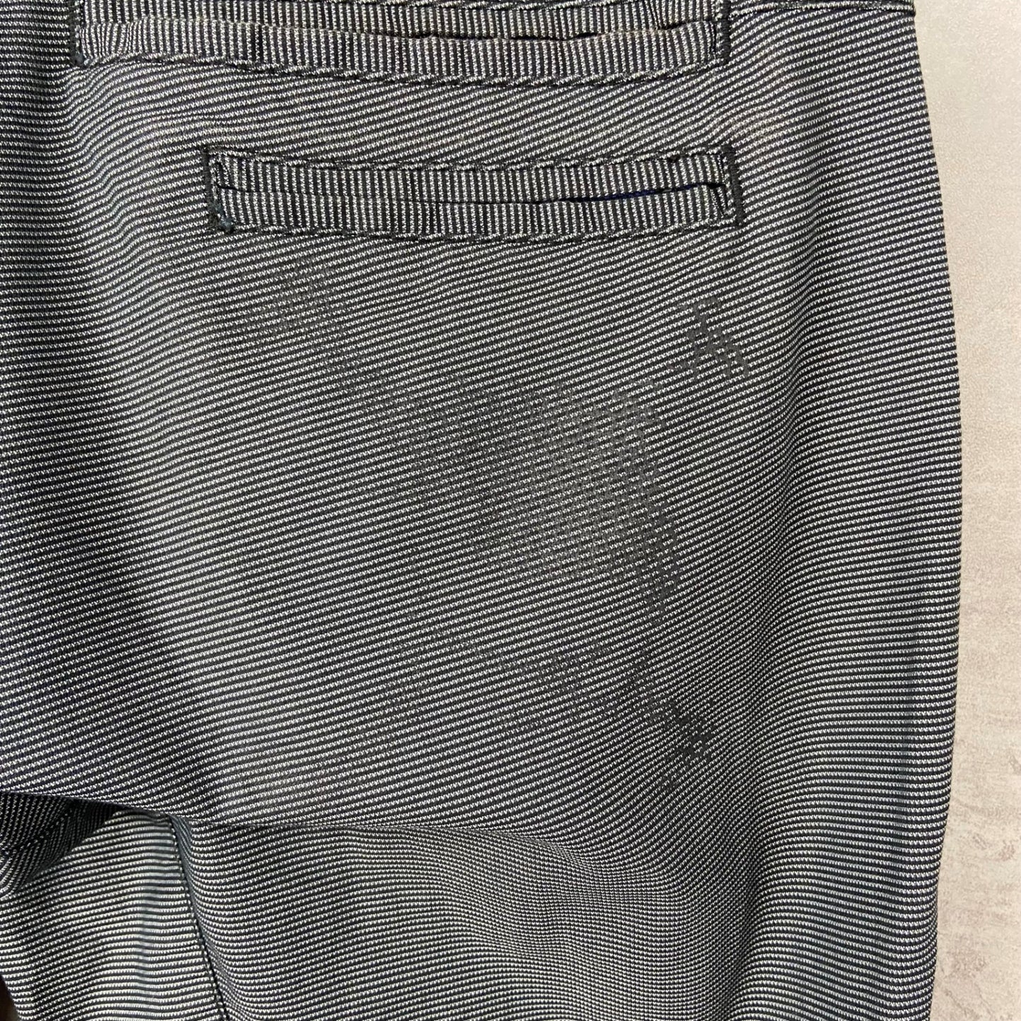 オークリー　メンズ　ゴルフパンツ　チェック　33　グレー　レッド　OAKLEY